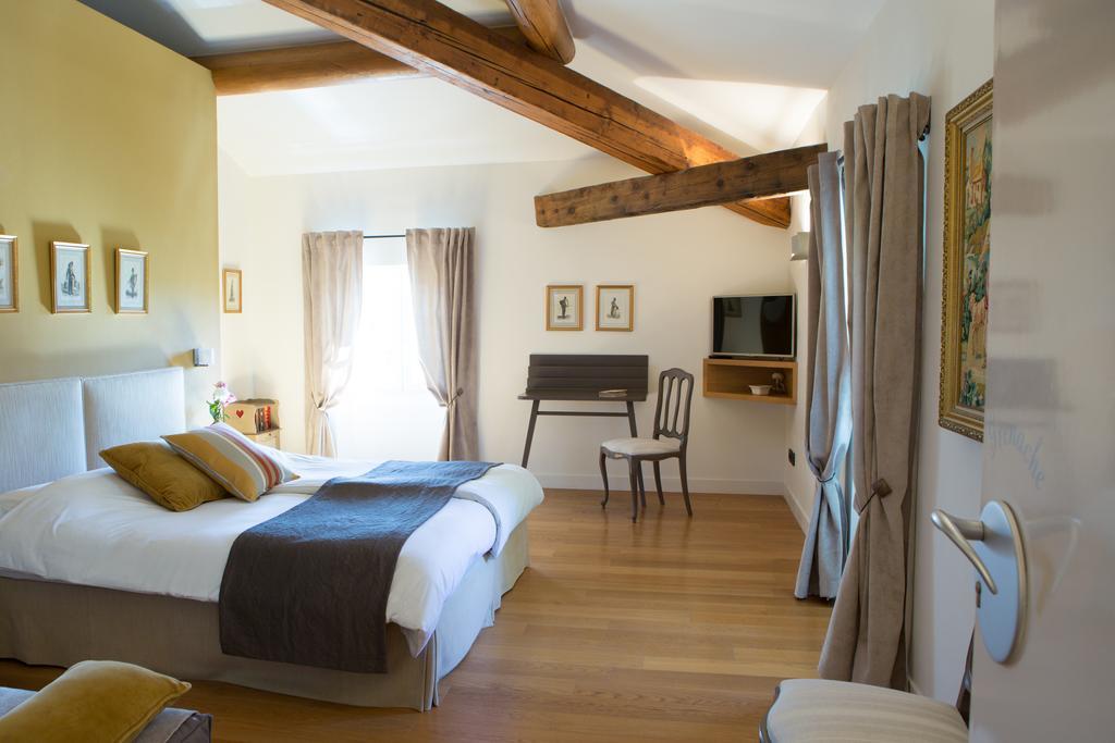 Espace De L'Hers Châteauneuf-du-Pape Exteriér fotografie
